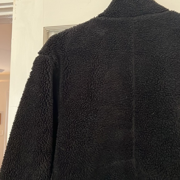 ALO black sherpa jacket - Picture 6 of 7